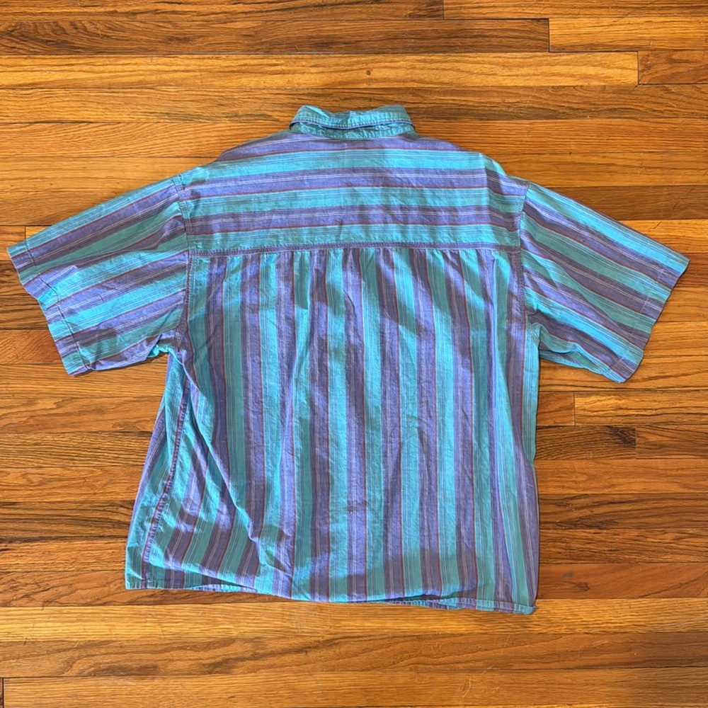 Quick Silver Button Up - Picture 3 of 3